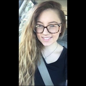 Meet your Posher, Blake